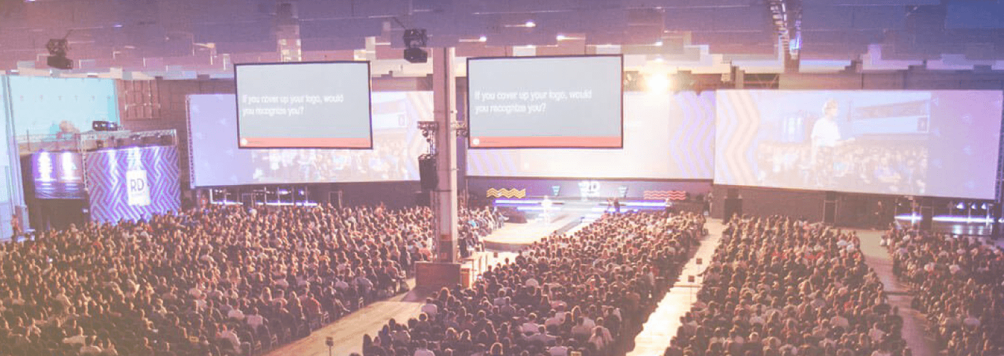 palco mostrando a decoração para eventos